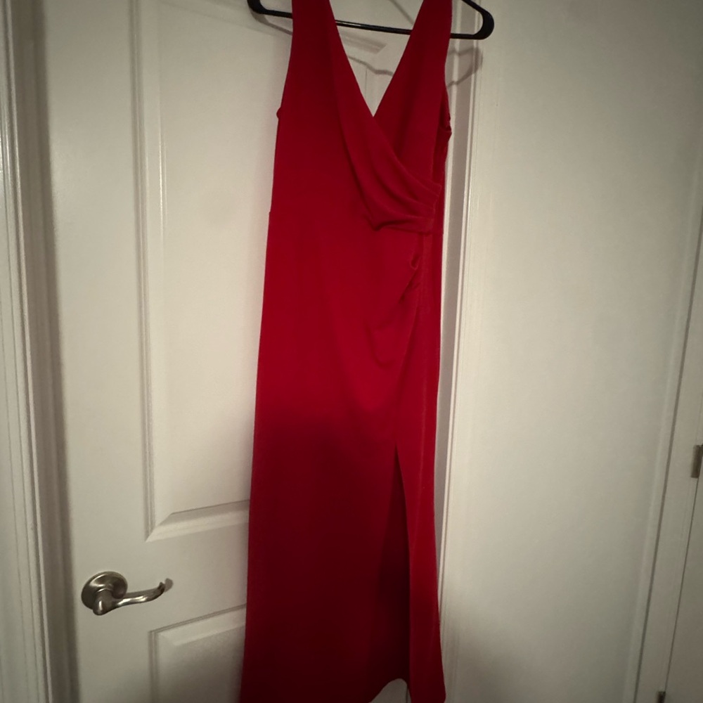 Chic Red Sleeveless Wedding Dress
